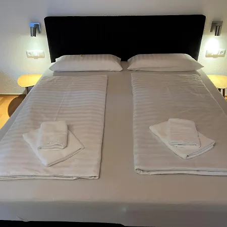 מלון Gaestehaus Forggensee *