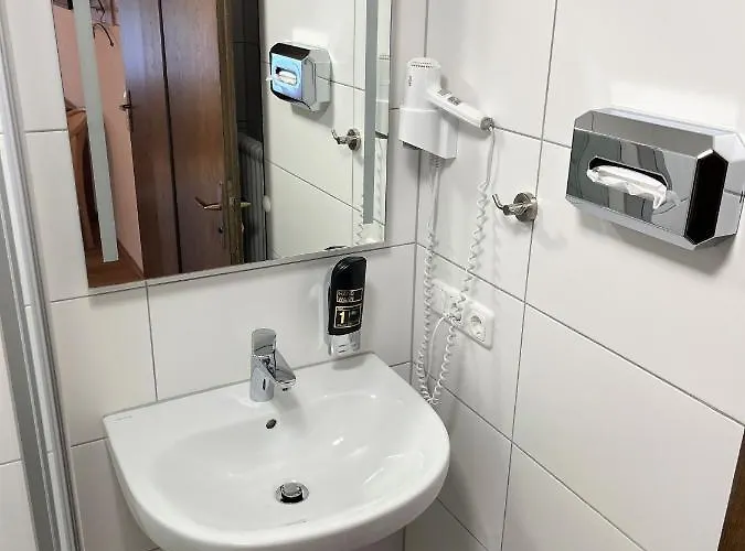 Hotel Gaestehaus Forggensee *