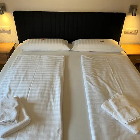 Gaestehaus Forggensee Hotel *