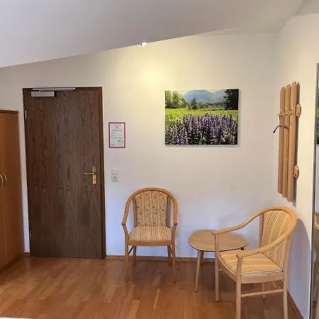 ホテル Gaestehaus Forggensee