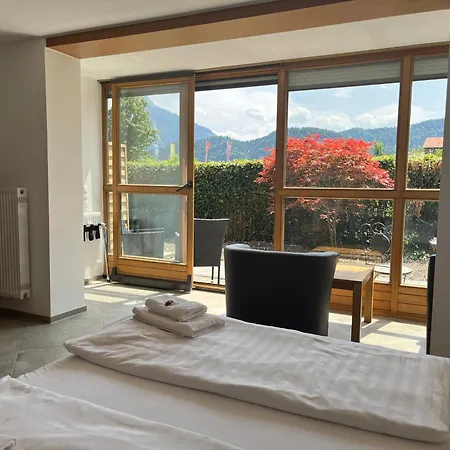 Gaestehaus Forggensee *